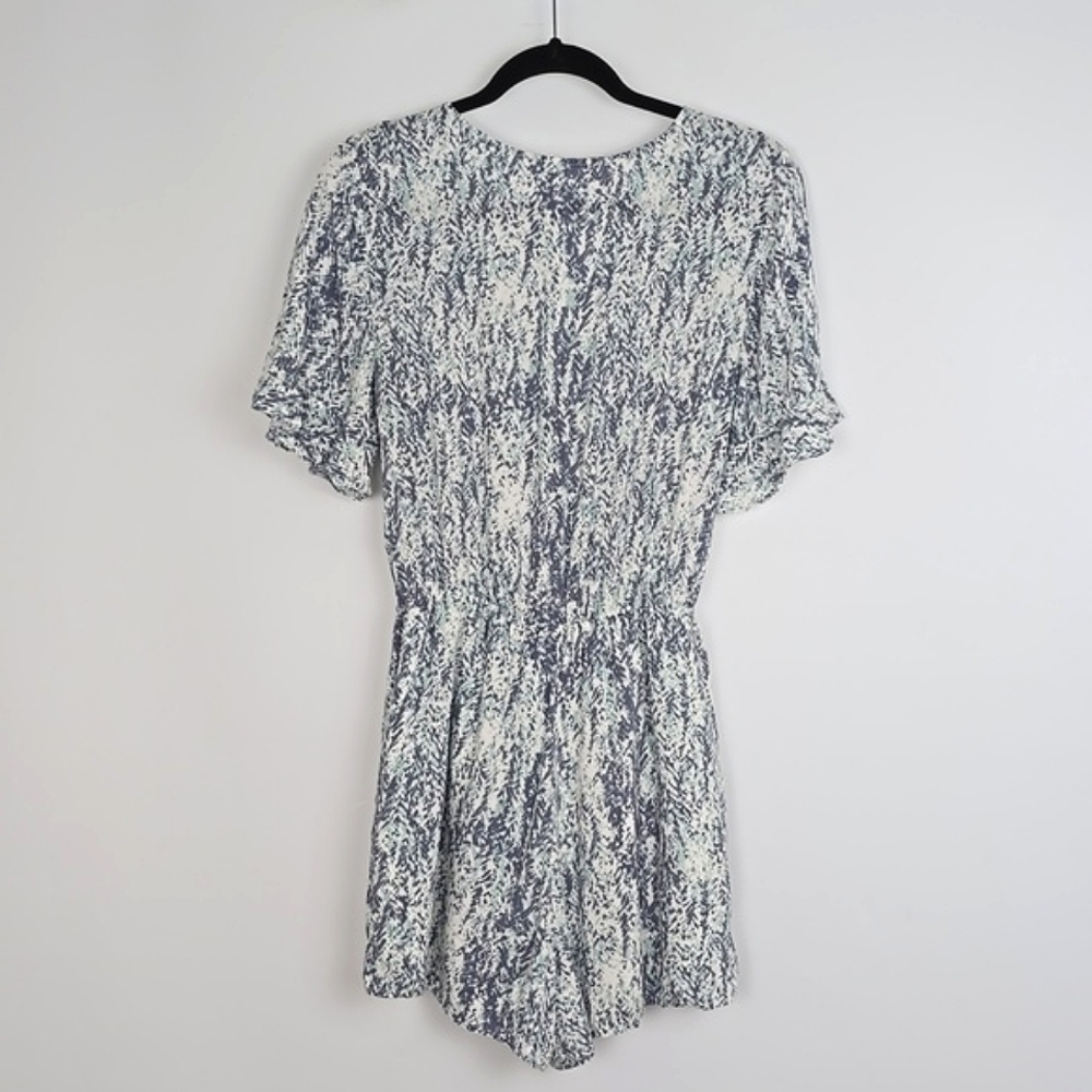 GENTLEFAWN Women's Short Sleeves Lined Jumper Romper Multi Color Print Size S - Picture 3 of 16